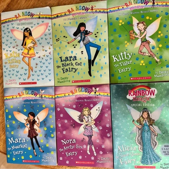 Set of 17 Rainbow Magic Fairy Books - Picture 3 of 4